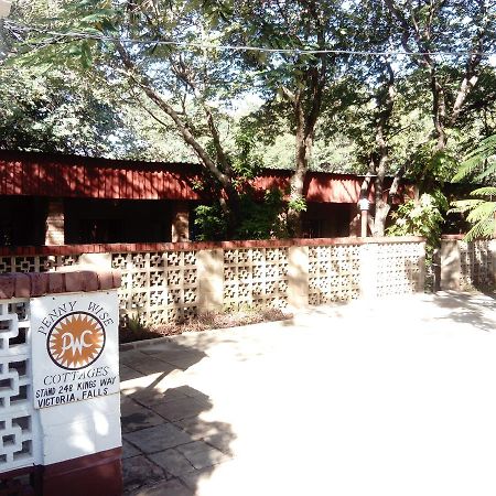 Pennywise Cottages Victoria Falls Exterior photo